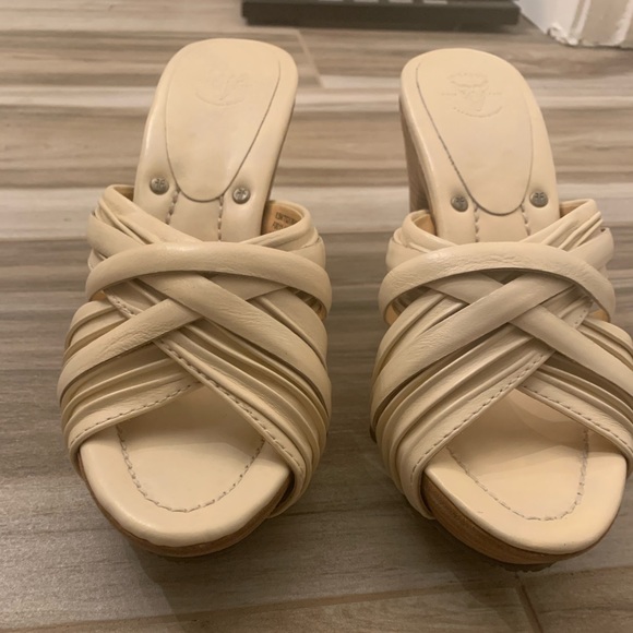Frye Reese slide light beige Heels - Picture 1 of 5